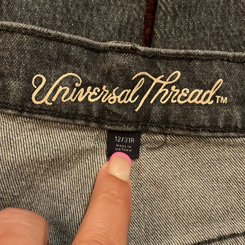 Universal Threads Black Jeans - Picture 2 of 2